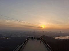 -紫金山山顶公园