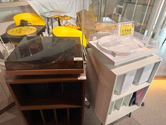 -浣熊唱片店(上海影城店)