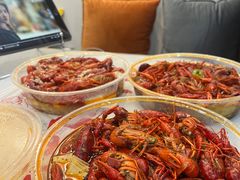 -扒虾小妹儿麻辣海鲜(宏图街店)