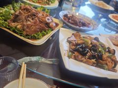 -鸿亨泰杂鱼馆(港馨家园店)