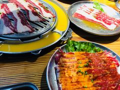 -青瓦炭韩潮烤肉(花园道店)