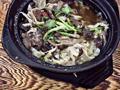 特色牛肉砂锅-胜泽眼镜烧烤(云霄路直营店)