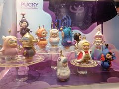 -泡泡玛特POPMART(崇文门国瑞城店)