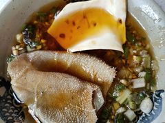 -九尺赵老四鲜鹅肠火锅