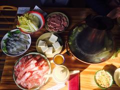 -东镇老火锅(长春路首店)