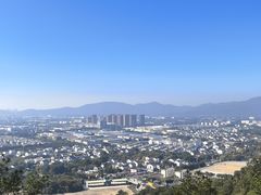 -灵岩山风景区