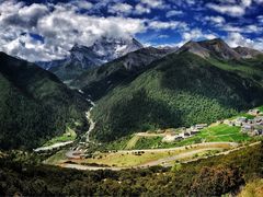 -稻城亚丁风景区-电瓶观光车售票处