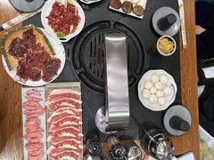 -七甲山烤肉(长白山奇石山珍根艺一条街店)