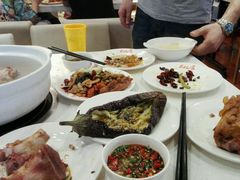 -泉福居酱骨头自助广场(南大街商业步行街店)