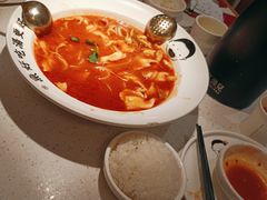 -江渔儿酸菜鱼(映月湖环宇城店)