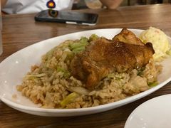 -玛格萝妮(汇智国际商业中心店)