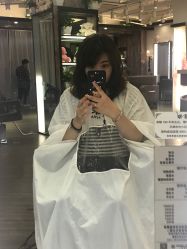 -一東造型烫发染发
