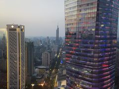 -云中捞高空旋转餐厅(商茂世纪广场店)