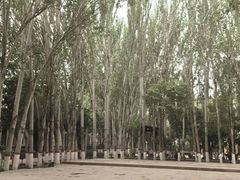 -艾提尕尔清真寺