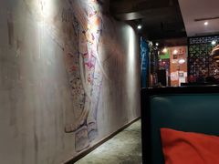 -香巴拉云南餐厅(华莱坞店)