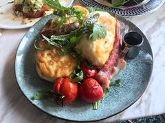 特制甜咸培根香肠热香饼-the rug 飞毯 (朝阳公园店)