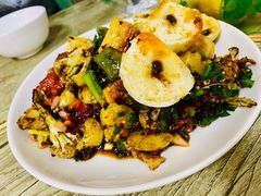 -五娃子烧烤(人民路150号院店)