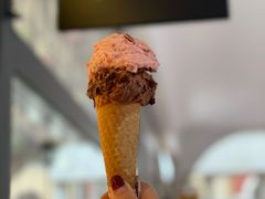 -VENCHI 闻绮(上海佛罗伦萨小镇店)
