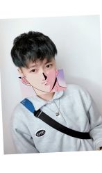 -BTR发型定制潮沙龙店