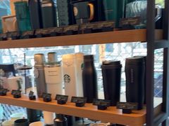 -星巴克(湖州凤凰时代广场店)