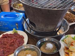 -韩风烤牛肉冷面店