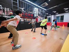 -悦动体能篮球羽毛球网球(三里河店)