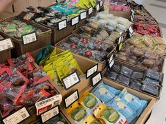 零售区-来伊份(龙之梦长宁店)