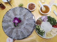 -官塘陈记鱼生·潮汕砂锅粥·牛肉火锅(潮枫路总店)