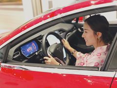 -TESLA 特斯拉(上海太古汇体验店)