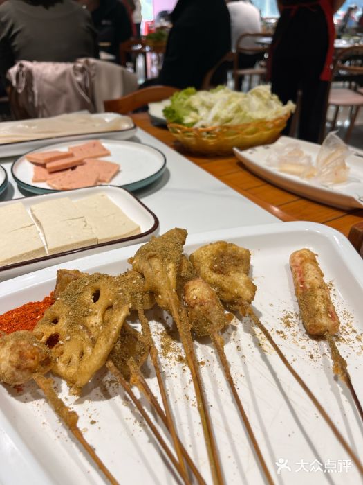 周嵘铜火锅图片