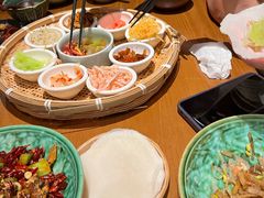 -包整·丝娃娃(一览甲秀楼风景店)