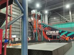 -极限PLAY运动娱乐新世界·团建派对潮玩休闲馆·室内蹦极高空游乐园