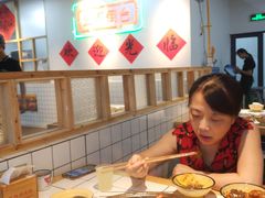 -瓜西西重庆火锅(花溪店)