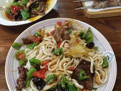 -歹歹的加个面过油肉拌面
