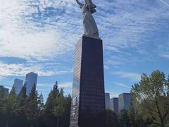 -侵华日军南京大屠杀遇难同胞纪念馆-停车场