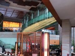 大堂-松山湖凯悦酒店·Café自助餐厅·周末火舞秀表演