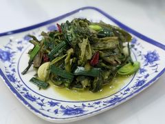 清炒野菜-聚福源·特色川菜馆·烤羊排