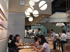 用餐区-奈雪的茶(石厦时代广场店)