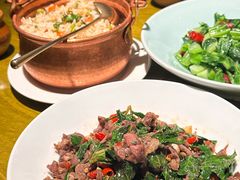 铜锅牛肝菌焖饭-一坐一忘云南菜(卓悦中心)