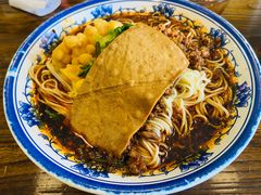 -碗里捞川渝特色面(沙河玖耀里店)