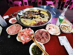 -储奇门鳝鱼火锅(总店)