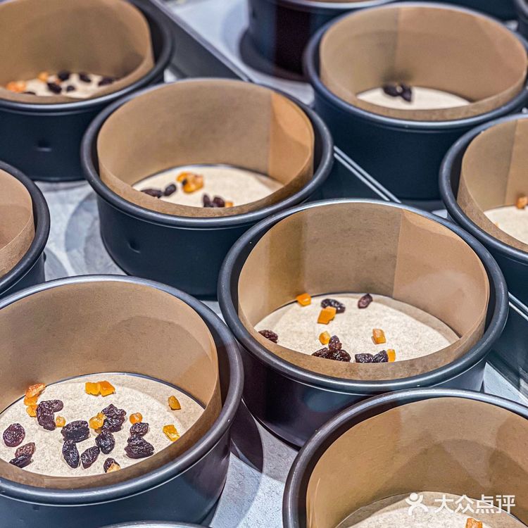 芝士少女家新品[惊叹]这个蛋糕我先冲为敬[加油]