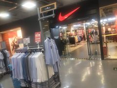 -上品折扣(回龙观店)