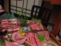 -山川小町·极番烧肉(新地假日广场店)