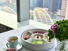 -运·中餐厅(成都华尔道夫酒店)