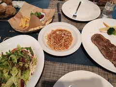 -又见马甲M8融合西餐厅(体育中心店)