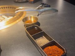 -铭牛烧肉·和牛海鲜自助(高新月牙湖店)