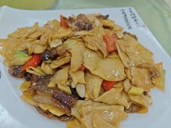 -金麒麟美食城
