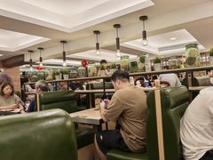 -佰搭果·广式茶餐厅(西华路店)