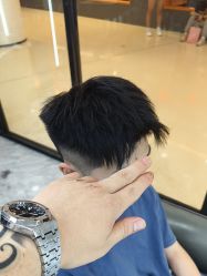 -藤野造型烫染接发